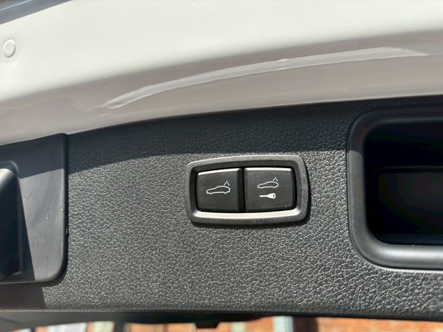 PORSCHE MACAN 2023 Image 31