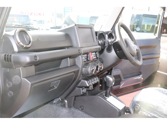 SUZUKI JIMNY SIERRA 2025 Image 31