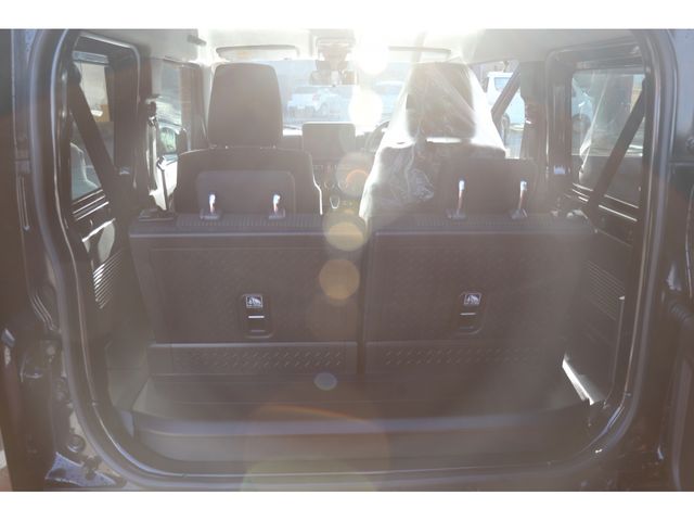 SUZUKI JIMNY SIERRA 2025 Image 31