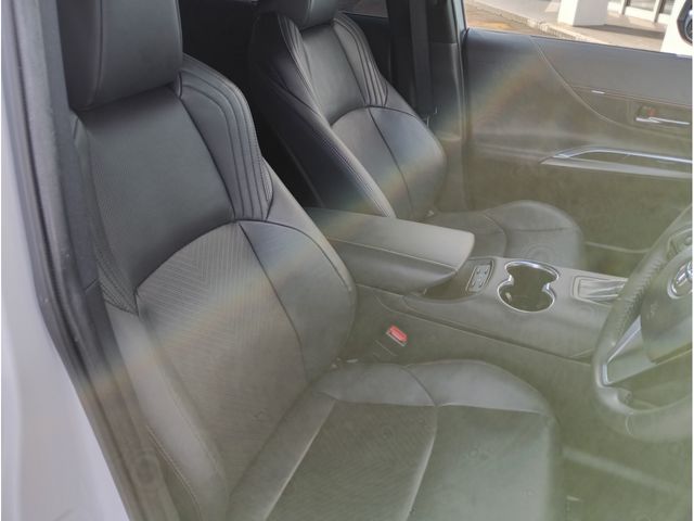 TOYOTA HARRIER PHEV 2023 Image 31