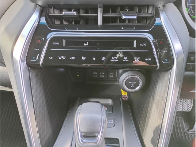 TOYOTA HARRIER PHEV 2023 Image 31