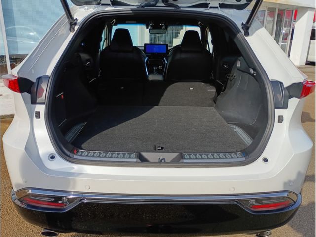 TOYOTA HARRIER PHEV 2023 Image 31