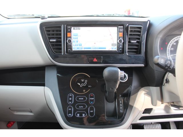 NISSAN DAYZ ROOX 2015 Image 31