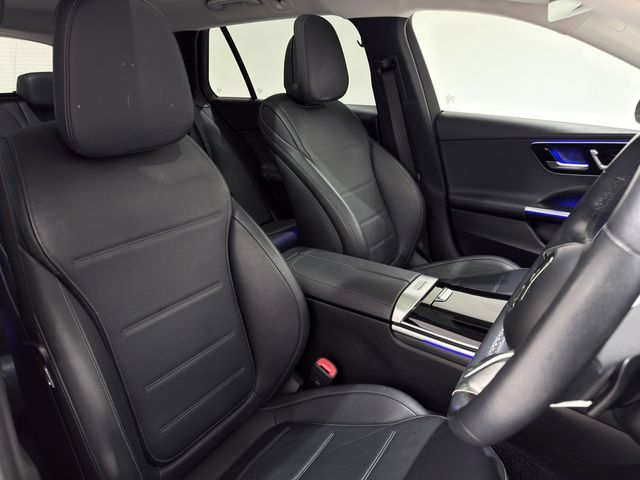 MERCEDES BENZ C CLAS 2023 Image 31