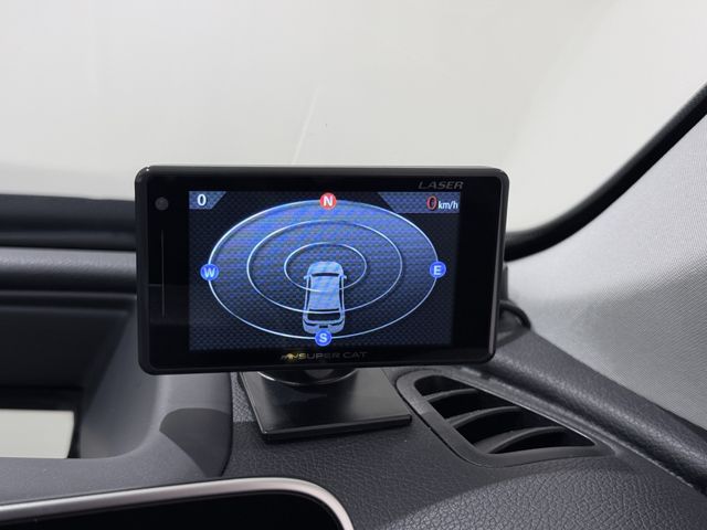 MERCEDES BENZ C CLAS 2023 Image 31