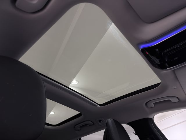 MERCEDES BENZ C CLAS 2023 Image 31