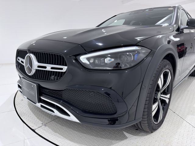 MERCEDES BENZ C CLAS 2023 Image 31