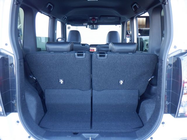 DAIHATSU TANTO CUSTOM 2021 Image 31