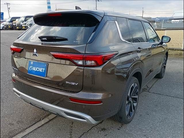 MITSUBISHI OUTLANDER PHEV 2022 Image 31