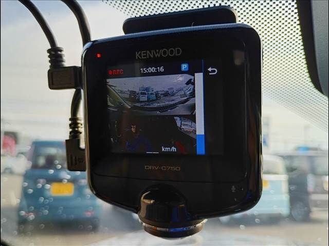 MITSUBISHI OUTLANDER PHEV 2022 Image 31