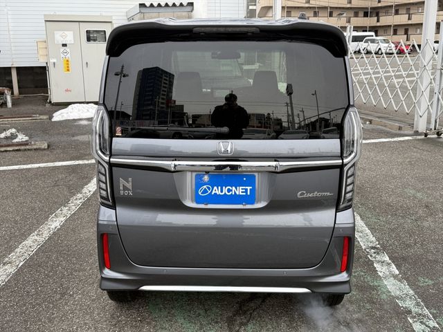 HONDA N BOX CUSTOM 2021 Image 31