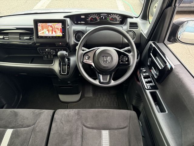 HONDA N BOX CUSTOM 2021 Image 31