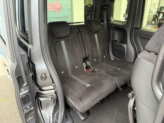 HONDA N BOX CUSTOM 2021 Image 31