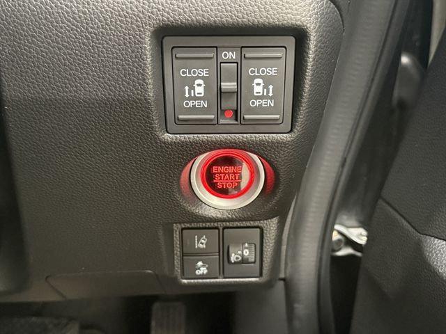 HONDA N BOX CUSTOM 2021 Image 31