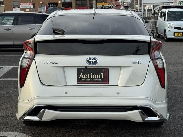 TOYOTA PRIUS 2016 Image 31