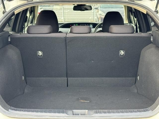 TOYOTA PRIUS 2016 Image 31