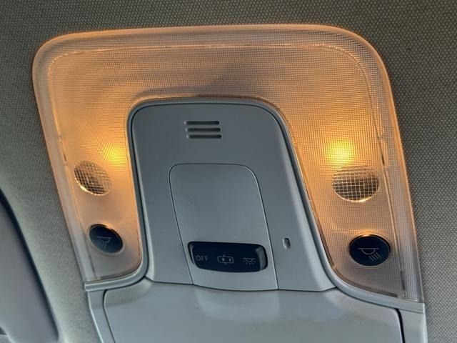 TOYOTA PRIUS 2016 Image 31