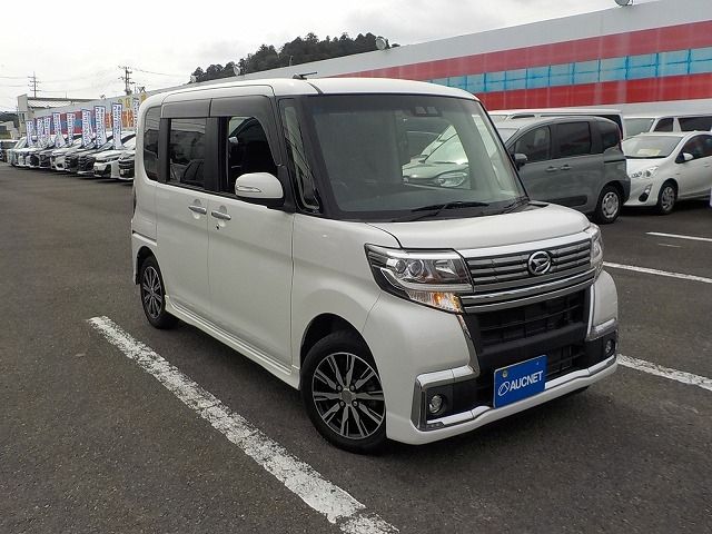 DAIHATSU TANTO CUSTOM 2017 Image 31