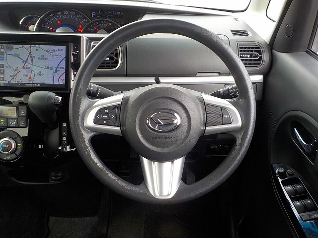 DAIHATSU TANTO CUSTOM 2017 Image 31