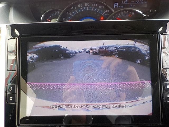 DAIHATSU TANTO CUSTOM 2017 Image 31