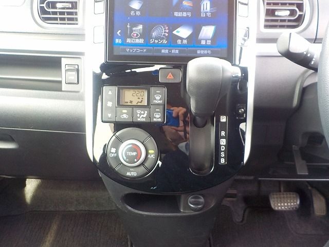 DAIHATSU TANTO CUSTOM 2017 Image 31