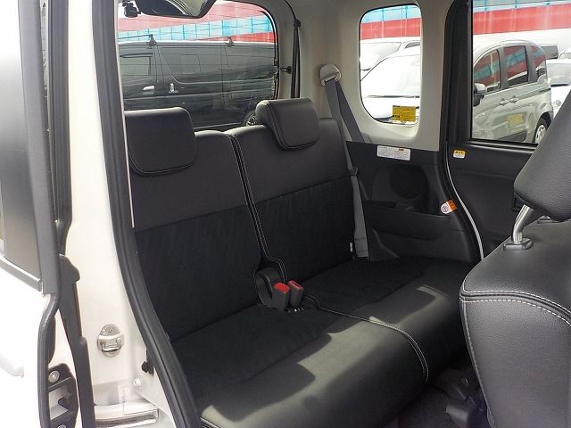 DAIHATSU TANTO CUSTOM 2017 Image 31