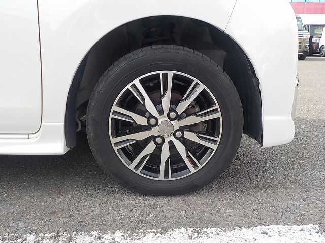 DAIHATSU TANTO CUSTOM 2017 Image 31