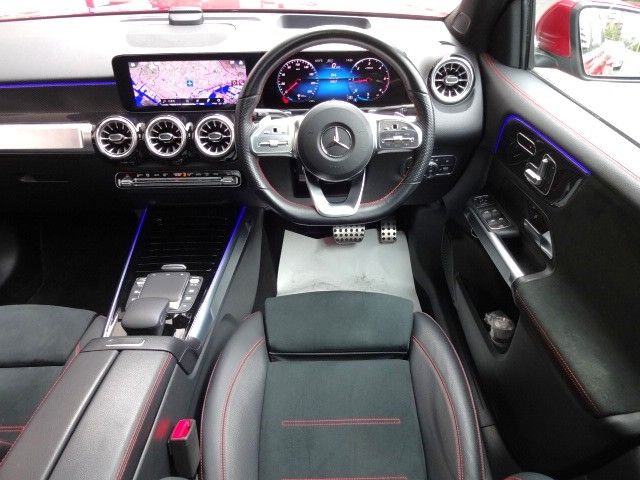 MERCEDES BENZ GLB 2023 Image 31