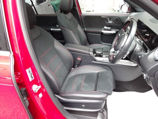 MERCEDES BENZ GLB 2023 Image 31