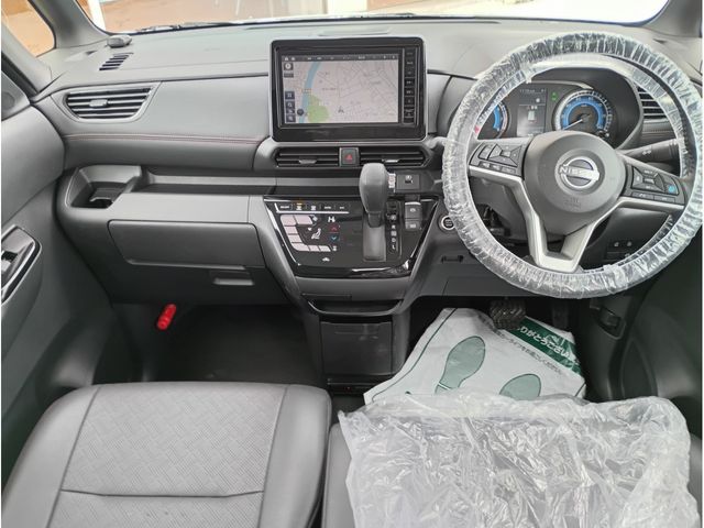 NISSAN ROOX 2024 Image 31