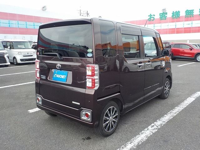 TOYOTA PIXIS MEGA 2017 Image 31