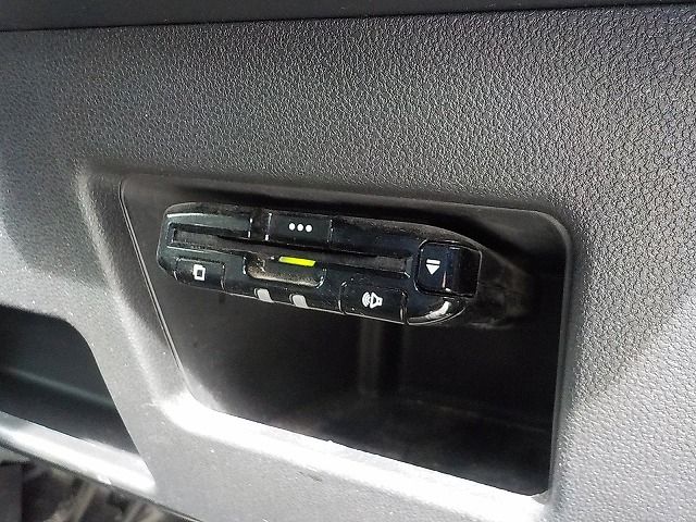 TOYOTA PIXIS MEGA 2017 Image 31