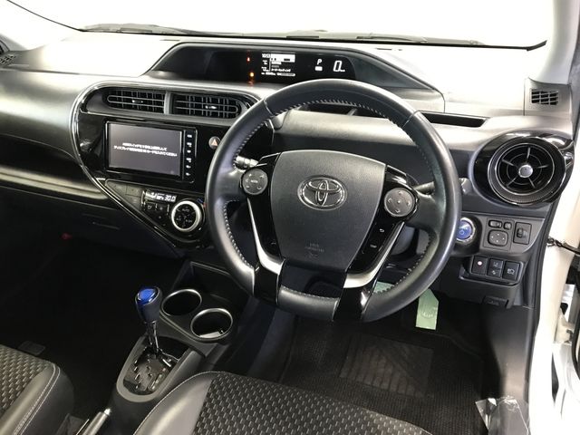 TOYOTA AQUA 2019 Image 31