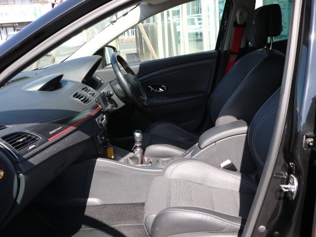 RENAULT MEGANE ESTAT 2014 Image 31