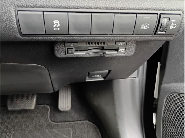 TOYOTA COROLLA TOURING HYBR 2022 Image 31