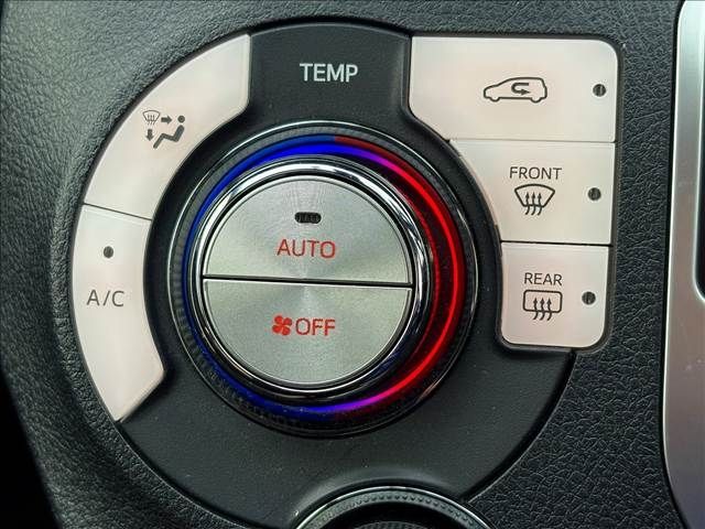 TOYOTA SIENTA 2019 Image 31