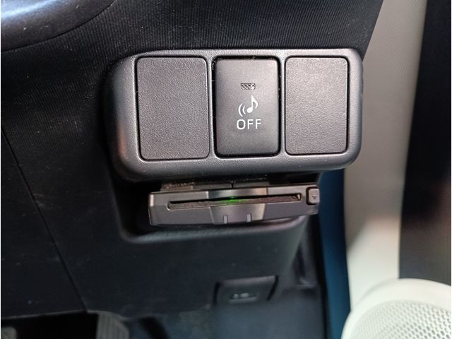 TOYOTA AQUA 2014 Image 31