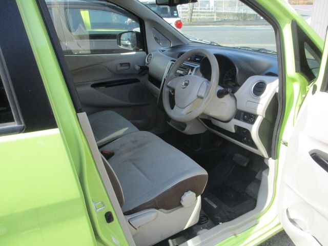 NISSAN DAYZ 2015 Image 31