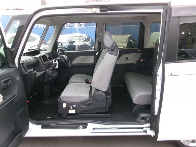 DAIHATSU TANTO 2024 Image 31