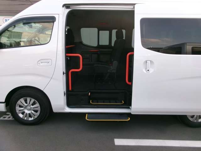 NISSAN CARAVAN WAGON 2023 Image 31