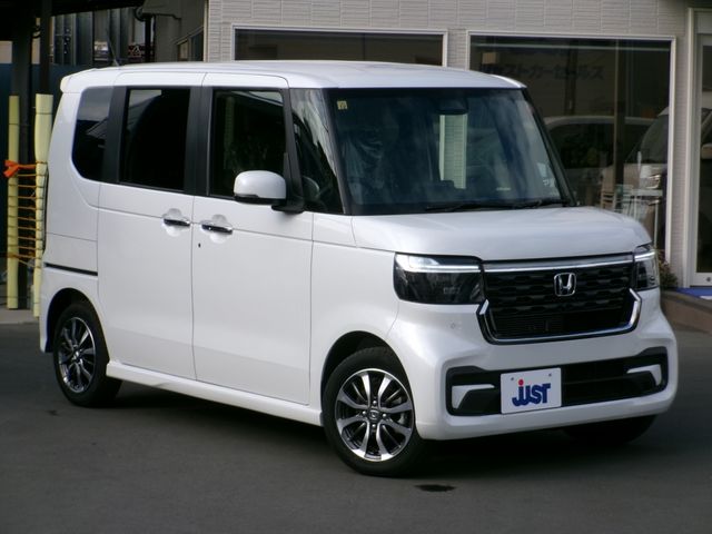 HONDA N BOX CUSTOM 2023 Image 31