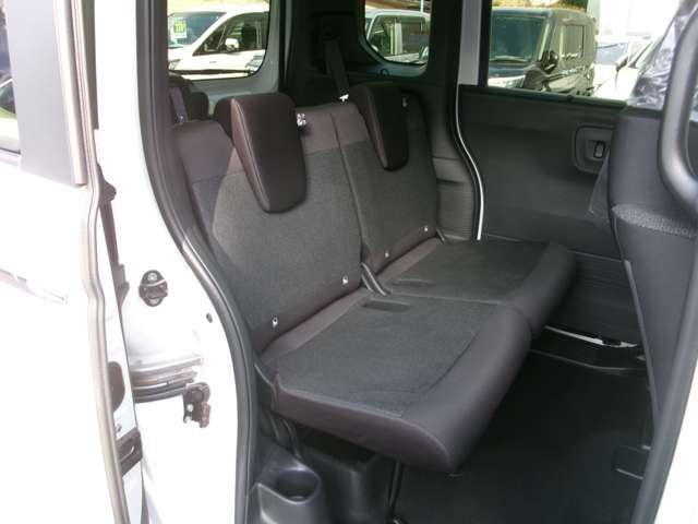 HONDA N BOX CUSTOM 2023 Image 31