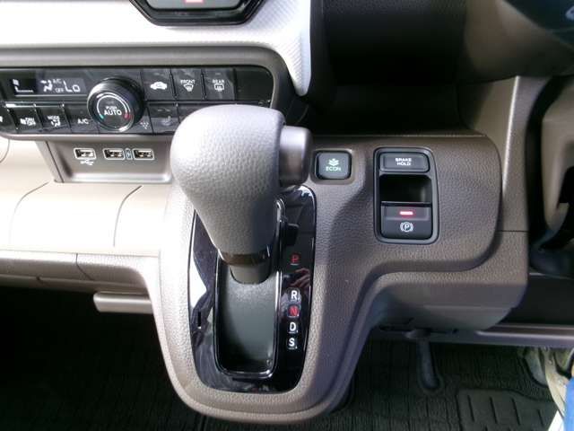 HONDA N-WGN 2025 Image 31