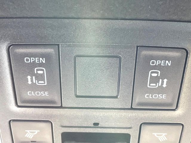 TOYOTA VOXY 2023 Image 31