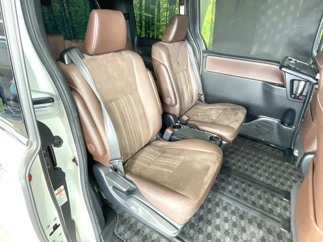 TOYOTA ESQUIRE HYBRID 2020 Image 31