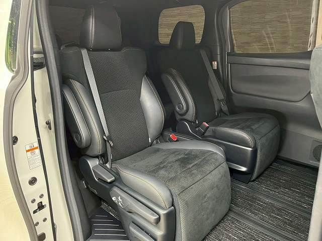 TOYOTA ALPHARD 4WD 2020 Image 31