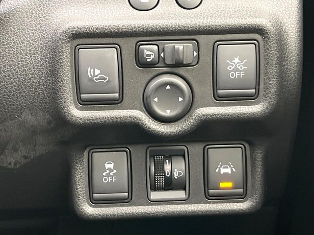 NISSAN NOTE 2017 Image 31