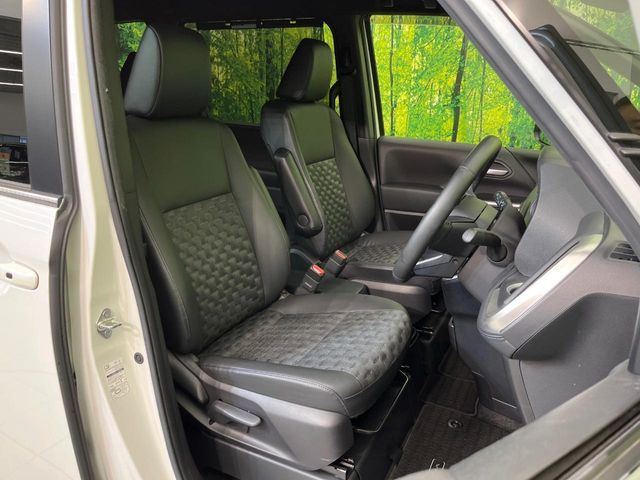 TOYOTA VOXY 2022 Image 31