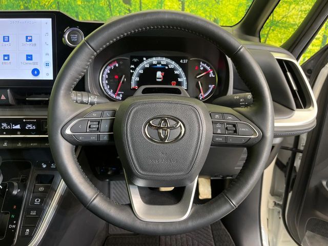 TOYOTA VOXY 2022 Image 31