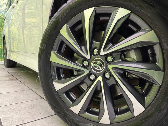 TOYOTA VOXY 2022 Image 31